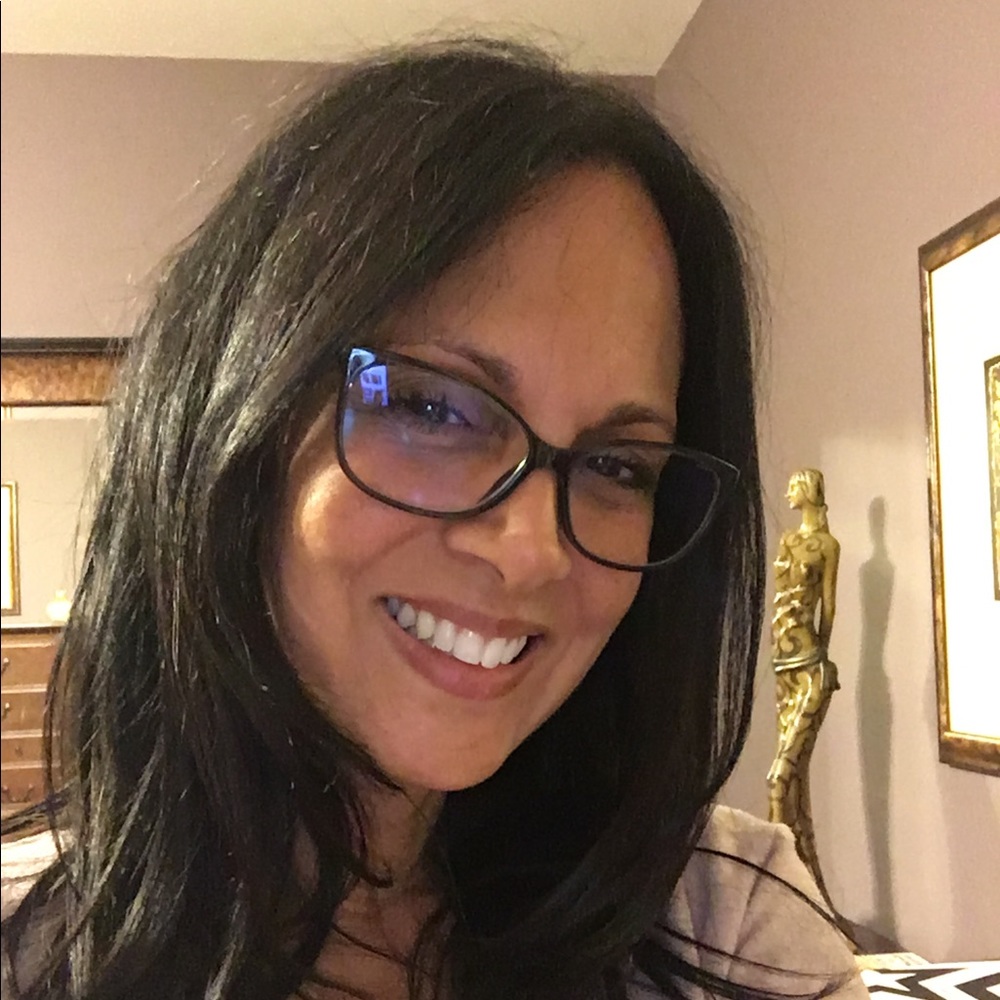 Meet your Posher, Lisa